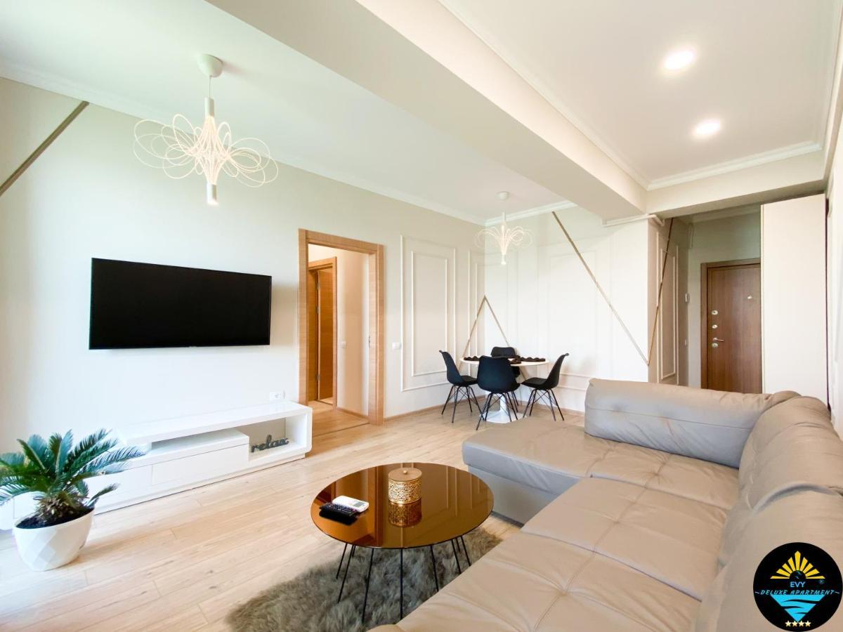 Evy Deluxe Apartment Mamaia Extérieur photo