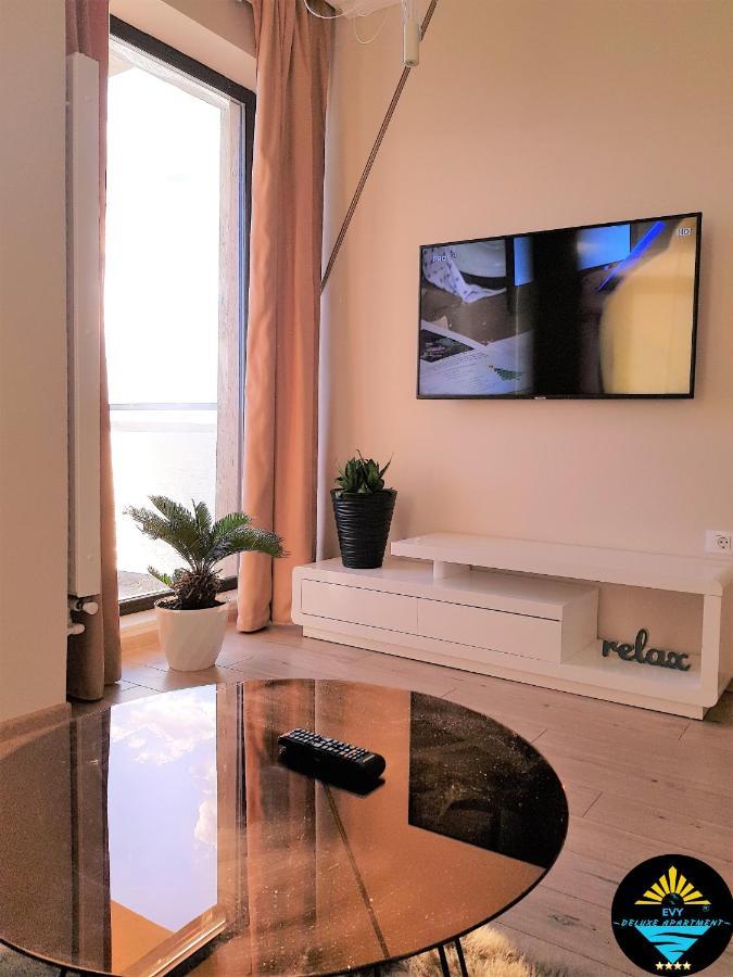 Evy Deluxe Apartment Mamaia Extérieur photo