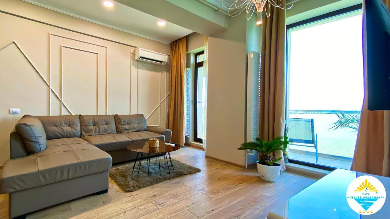 Evy Deluxe Apartment Mamaia Extérieur photo
